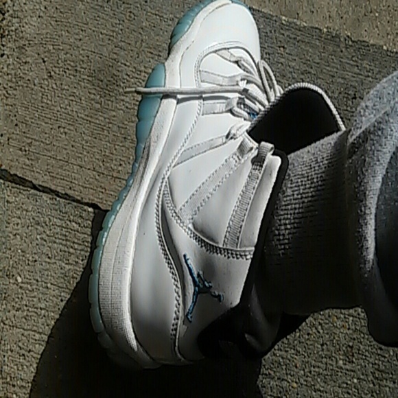 11's - Picture 3 of 3