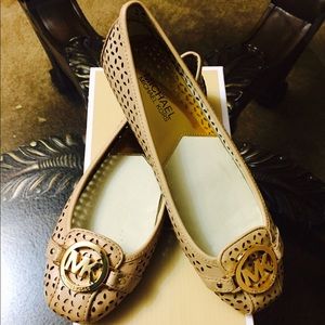 Authentic Brand New Michael Kors Fulton Moc Flats!