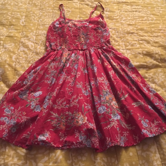 Floral sundress! 🌹 - Picture 2 of 2