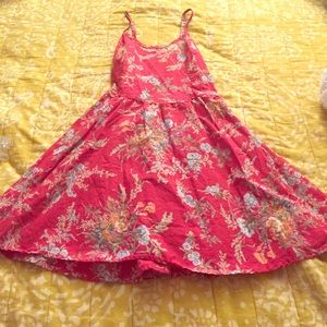 Floral sundress! 🌹