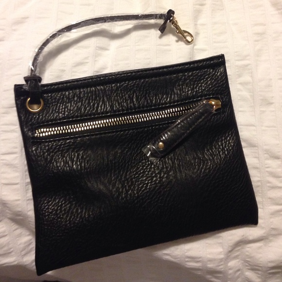 Small urban outfitters clutch