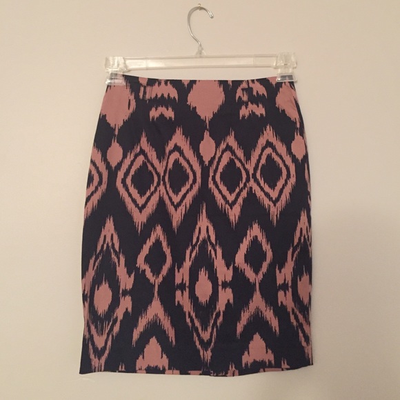 Forever 21 pencil skirt! - Picture 1 of 3