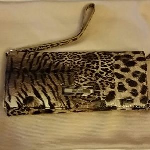 Kenneth Cole Wrislet Wallet