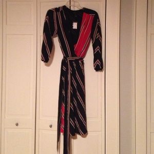 NWT WHBM Size 4 silk dress!  Beautiful colors.