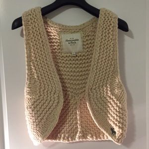 Knitted Vest Abercrombie and Fitch Knitted Vest Abercrombie and Fitch