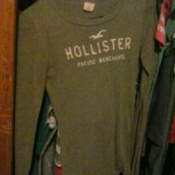 Hollister long sleve