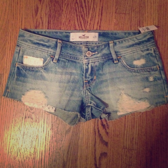 Hollister shorts with patches