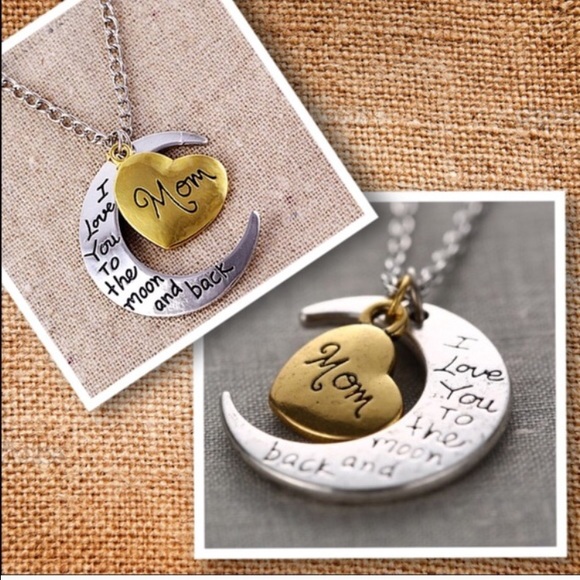 Jewelry - ❤️MOM NECKLACE❤️