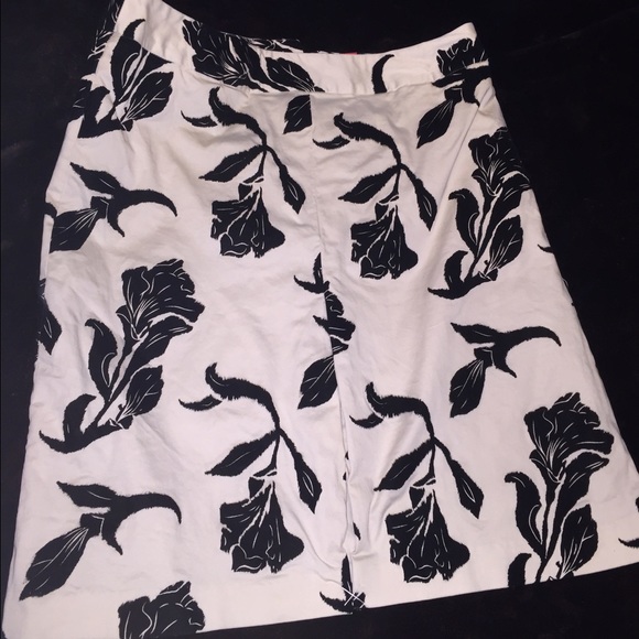 Blk/Wht Skirt