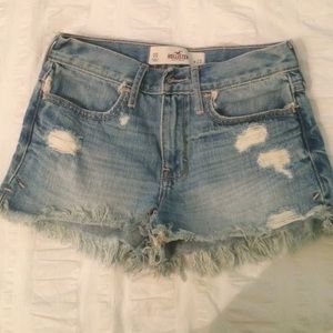 Hollister high waisted shorts