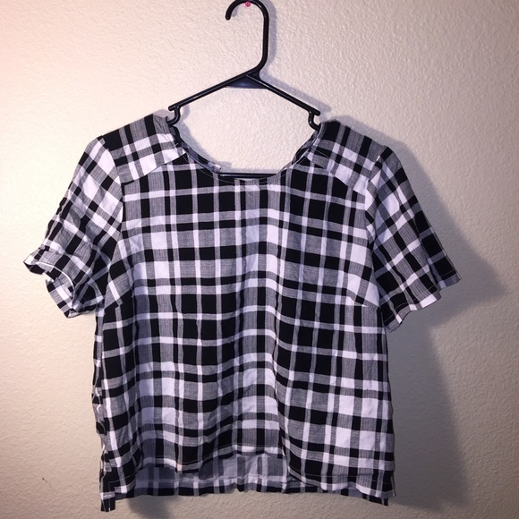 Checkered crop top