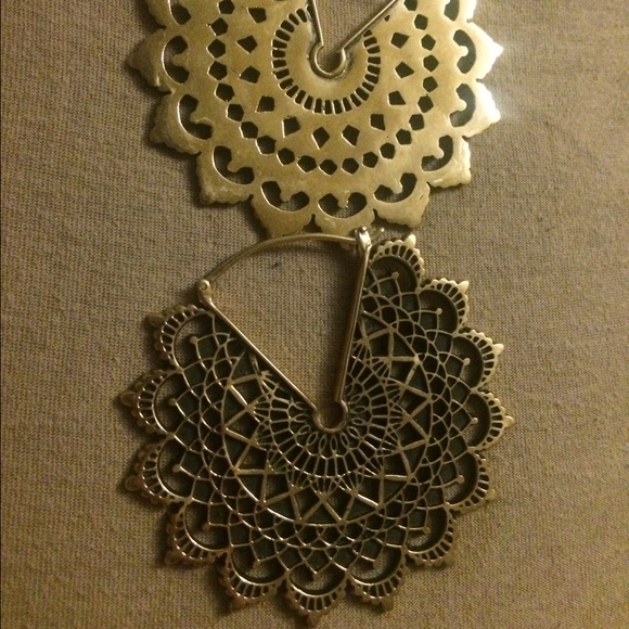 Maya jewelry 14g  earrings