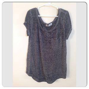 Hollister loose pocket tee
