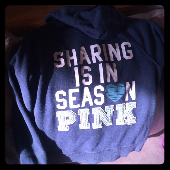 Vs hoodie! GUC - Picture 1 of 2