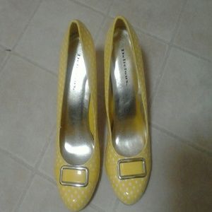 Delicious yello polka dot shoes