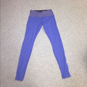 Lululemon wonder under