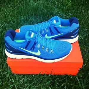 Nike Lunar Sneaker in Blue
