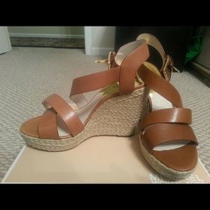 ****SOLD *****Michael Michael Kors Giovanna Wedge Espadrille San