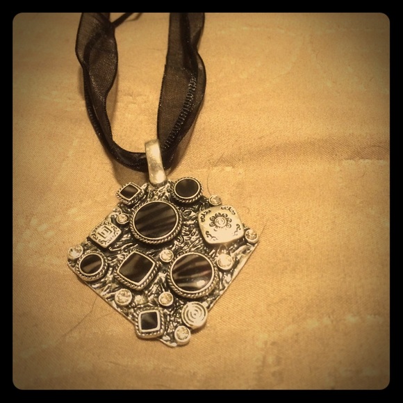 Premier Design Necklace