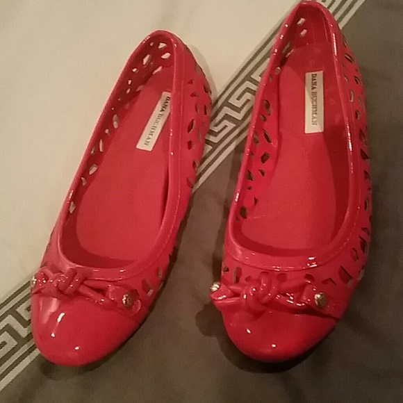 Dana Buchman flats - Picture 2 of 2