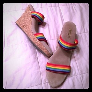 Comfort Colors wedges