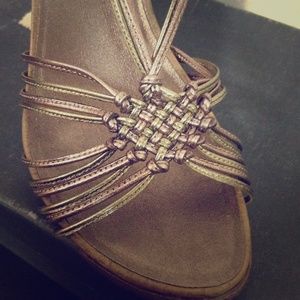 Gold/brass Leather Wedge Sandals