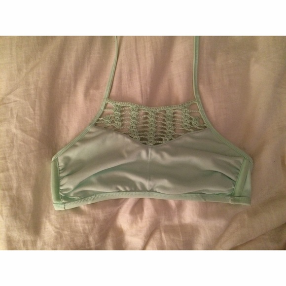 bathingsuit top