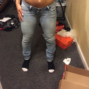 jeans