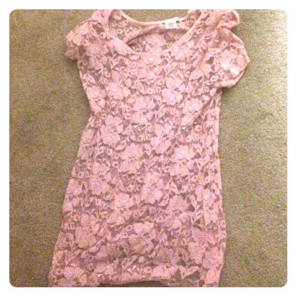 Lacy pink top :)