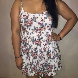 🚫SOLD🚫 Brandy Melville Floral Jada