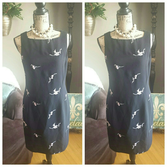 MOVING SALE 🚛. Beautiful Dress.💖