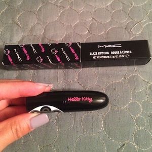 MAC Hello Kitty Fashion Mews glaze lipstick