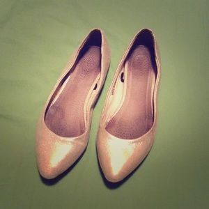 Yellow/Gold Glitter Flat