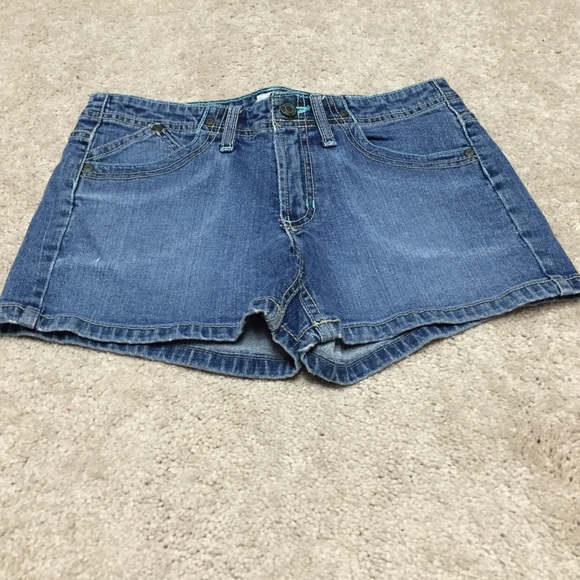 Medium Rinse Jean Shorts