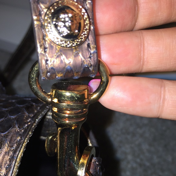 BRAND NEW NEVER USED VERSACE LIMITED EDITION!! π₯ - Picture 2 of 4