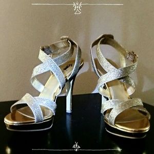 Gold Glitter Platform Pumps