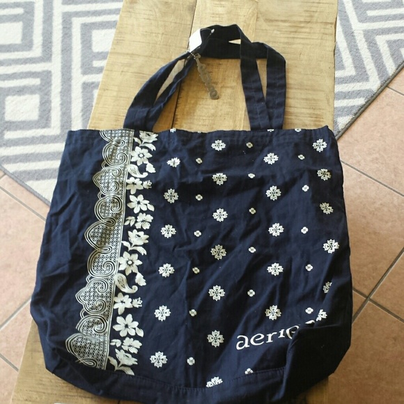 NWT aerie tote
