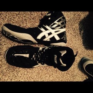 Asics wrestling shoes with box