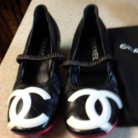 CHANEL Shoes - Chanel pumps