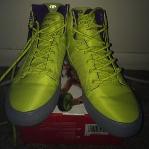 Women's highlighter green Supra size 7.5