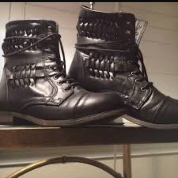 ISO ISO NINE WEST COMBAT BOOTS