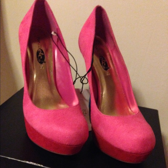 Pink/Suede - Picture 3 of 4