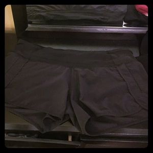 Size 12 Luluemon Run Times Shorts
