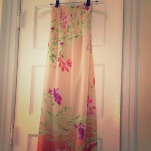 Small old navy maxi dress