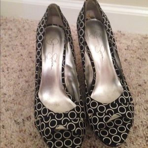 Jessica Simpson Black white circle polka dot wedge