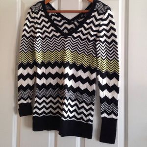 Moda International lightweight sweater