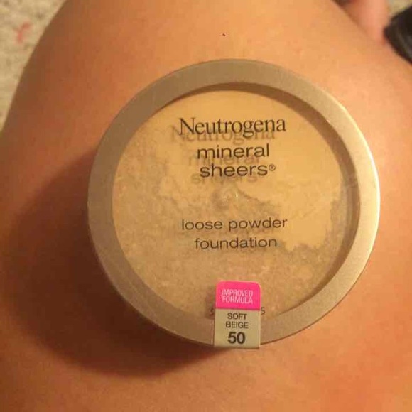 Neutrogena Loose Powder 50