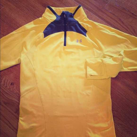 Under armour top