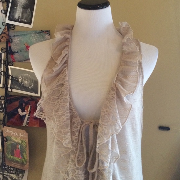 Fabulous top with lace to wear under a tank top!