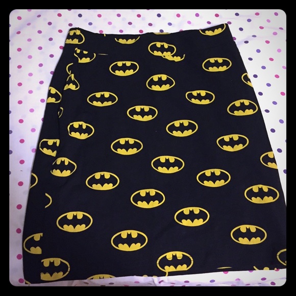 H & M Batman logo skirt